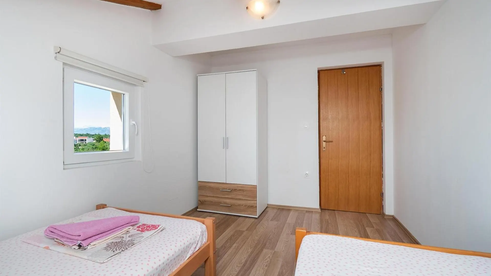 Apartment Ana Vrsi