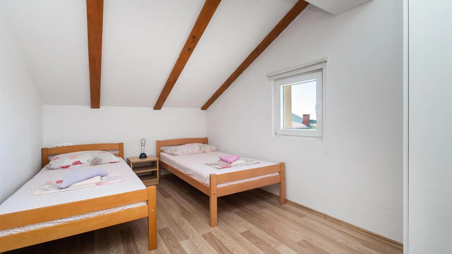 Apartment Ana Vrsi